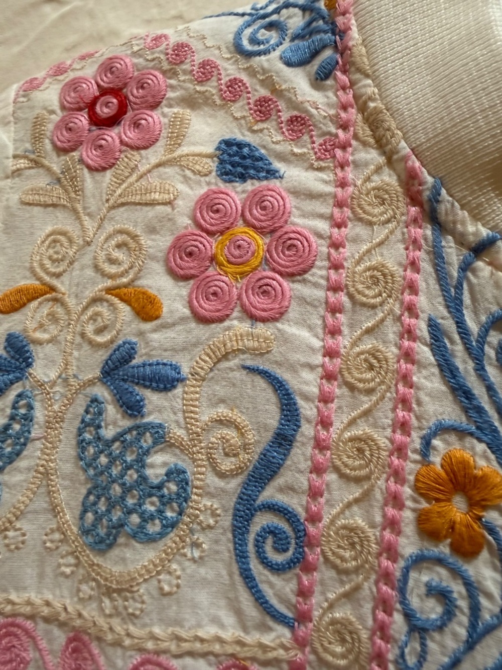 Floral Embroidered Rhea Jacket - Picture 3 of 6